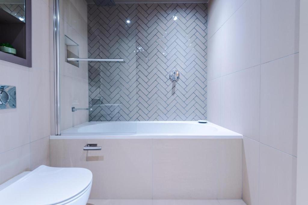 Exquisite Central York Abode Sleeps 6! Екстериор снимка